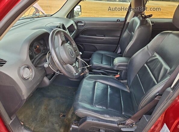 1C4NJPFA4GD777263 2016 JEEP PATRIOT Red Widok wnętrza z przodu