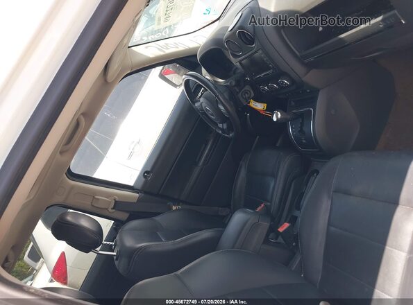 1C4NJPFA6GD584094 2016 JEEP PATRIOT White Вид салону спереду