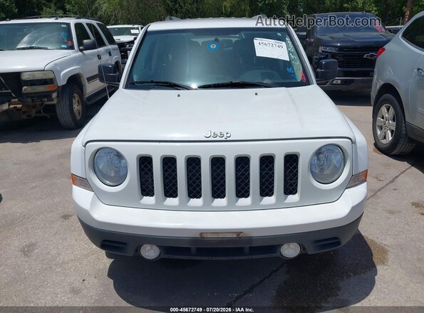 1C4NJPFA6GD584094 2016 JEEP PATRIOT White Вид спереду