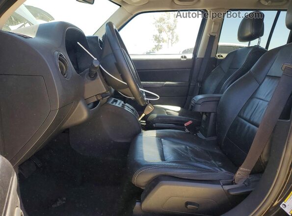 1C4NJPFA8GD528299 2016 JEEP PATRIOT Black Вид салону спереду