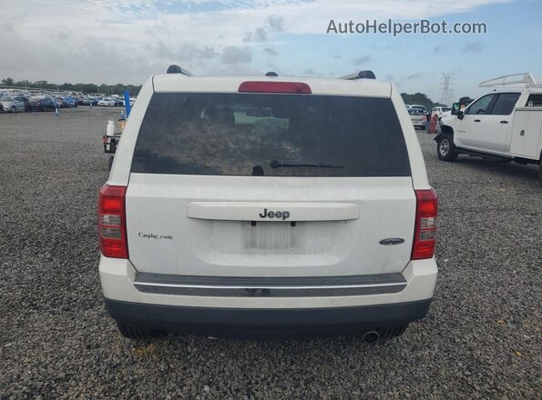 1C4NJPFA9HD153282 2017 JEEP PATRIOT White Հետևի տեսք