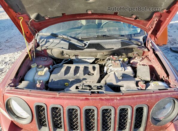 1C4NJPFB1GD815671 2016 JEEP PATRIOT Maroon უკანა სალონის ხედი