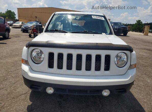 1C4NJPFB7GD651889 2016 JEEP PATRIOT White Front view