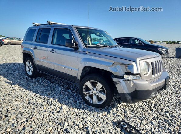 1C4NJPFB8HD183284 2017 JEEP PATRIOT Gray Delantero derecho
