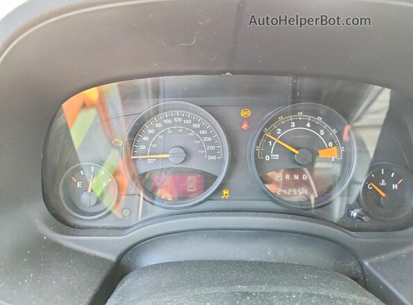 1C4NJRAB4GD546262 2016 JEEP PATRIOT Black Instrument cluster view