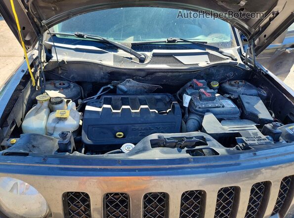 1C4NJRBB0GD714266 2016 JEEP PATRIOT Black Vista del compartimento del motor