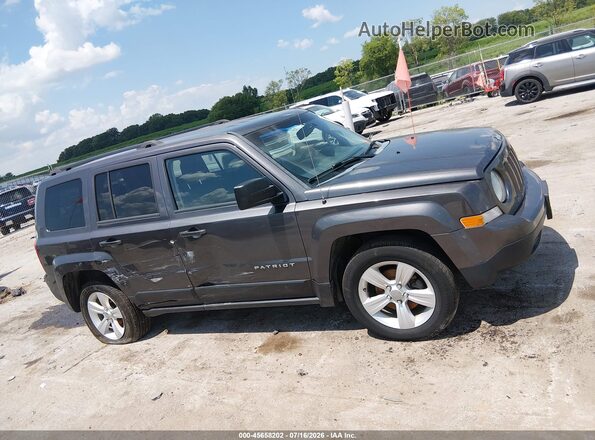 1C4NJRBB0GD729320 2016 JEEP PATRIOT Серый Вид задней части салона