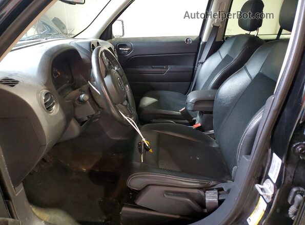 1C4NJRBB3HD172324 2017 JEEP PATRIOT Black Вид салону спереду