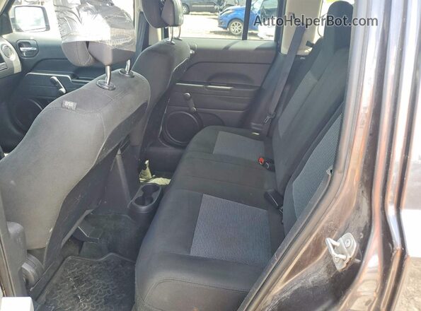 1C4NJRBB3HD190421 2017 JEEP PATRIOT Gray Սալոնի հետևի տեսք