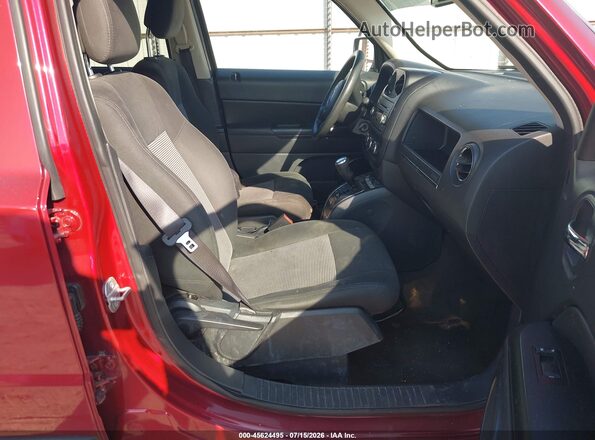 1C4NJRBB4GD552593 2016 JEEP PATRIOT Red Front interior view