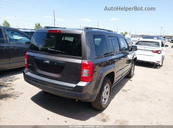1C4NJRBB4GD674029 2016 JEEP PATRIOT Gray Trasero derecho