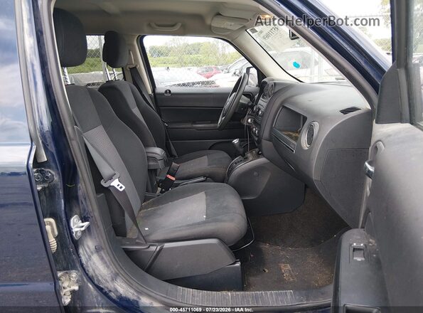 1C4NJRBB8GD522884 2016 JEEP PATRIOT Синий Вид салона спереди