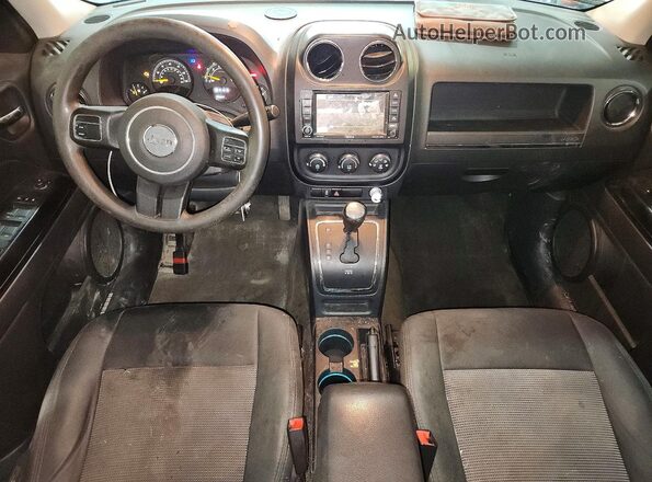 1C4NJRBB8GD684787 2016 JEEP PATRIOT White Dashboard view