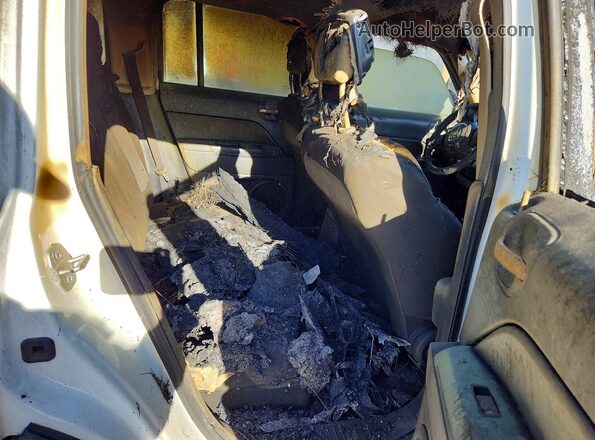 1C4NJRBB8HD106271 2017 JEEP PATRIOT White Vista interior trasera