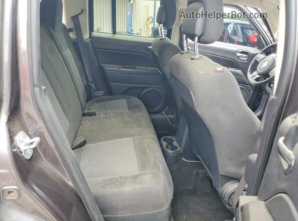 1C4NJRFB0GD626800 2016 JEEP PATRIOT Gray Սալոնի հետևի տեսք