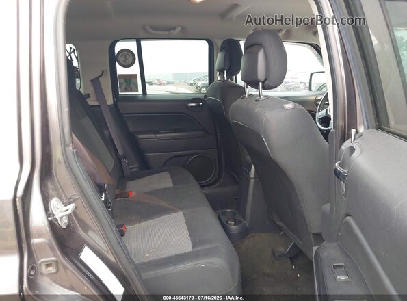 1C4NJRFB0GD685717 2016 JEEP PATRIOT Gray Вид наклейки з VIN-кодом