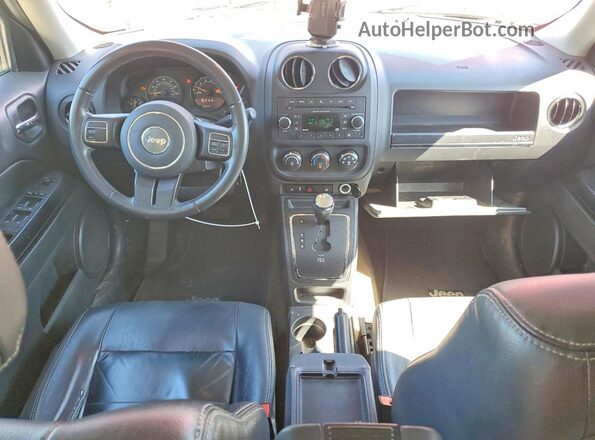 1C4NJRFB0HD114715 2017 JEEP PATRIOT Red წინა პანელის ხედი