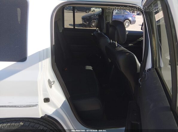 1C4NJRFB1GD695897 2016 JEEP PATRIOT Белый Вид наклейки с VIN-кодом