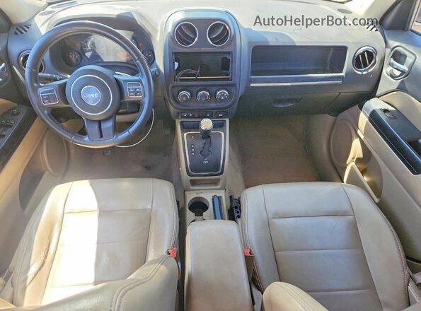 1C4NJRFB2GD500695 2016 JEEP PATRIOT Gray Вид панелі приладів