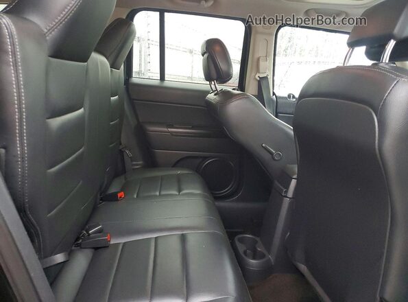 1C4NJRFB2GD546138 2016 JEEP PATRIOT Black Вид задньої частини салону