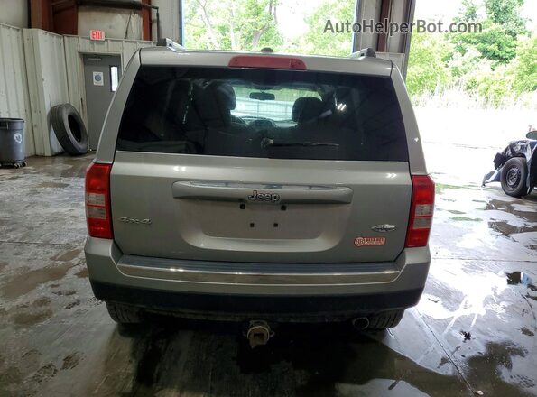 1C4NJRFB2HD155850 2017 JEEP PATRIOT Gray Вид ззаду