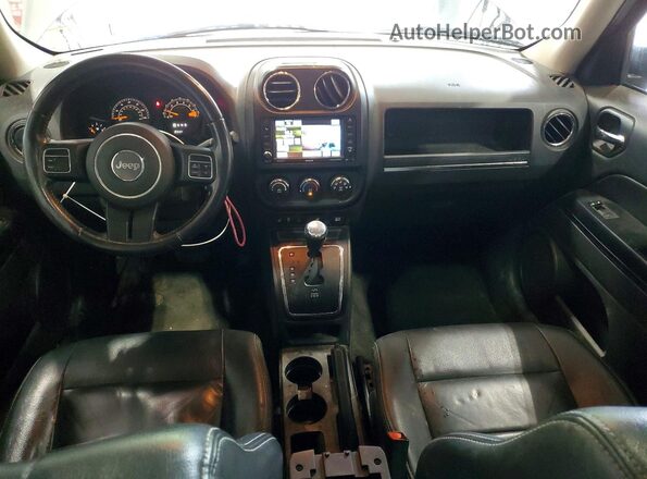 1C4NJRFB2HD155850 2017 JEEP PATRIOT Gray Вид панелі приладів