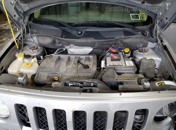 1C4NJRFB2HD155850 2017 JEEP PATRIOT Gray Вид підкапотного простору