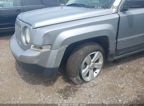 1C4NJRFB3HD141827 2017 JEEP PATRIOT Silver Vista frontal