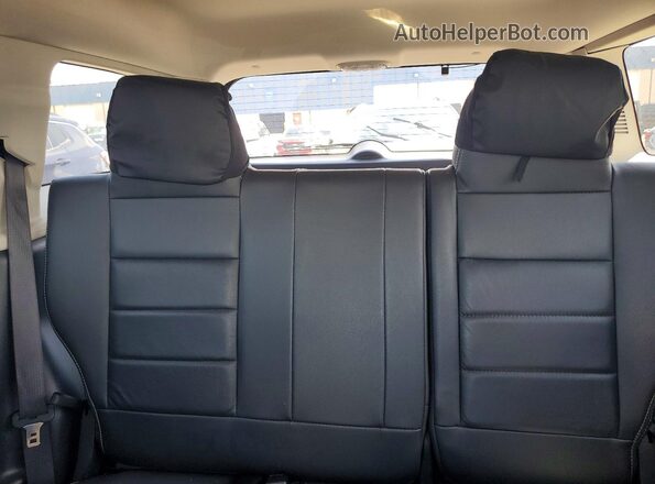 1C4NJRFB4HD133462 2017 JEEP PATRIOT Gray Rear seats view