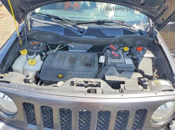 1C4NJRFB4HD133462 2017 JEEP PATRIOT Gray Engine compartment view