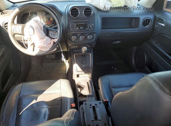 1C4NJRFB5GD681372 2016 JEEP PATRIOT Black Vista del salpicadero