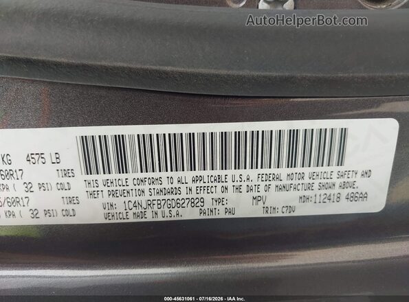 1C4NJRFB7GD627829 2016 JEEP PATRIOT Black Vista del compartimento del motor