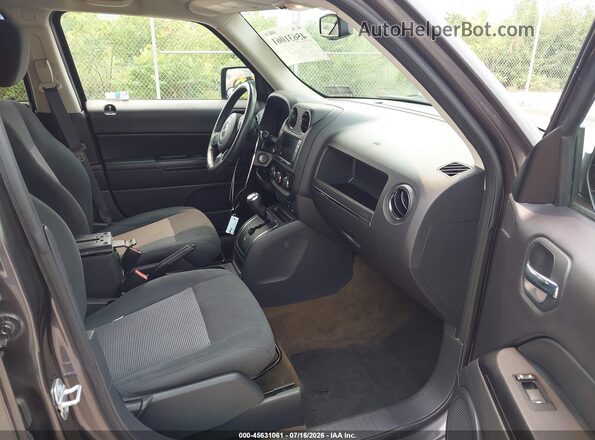 1C4NJRFB7GD627829 2016 JEEP PATRIOT Black Vista interior delantera