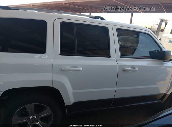 1C4NJRFB8GD658779 2016 JEEP PATRIOT White Սալոնի հետևի տեսք