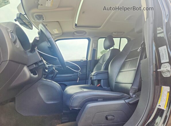 1C4NJRFB9GD745509 2016 JEEP PATRIOT Black Front interior view