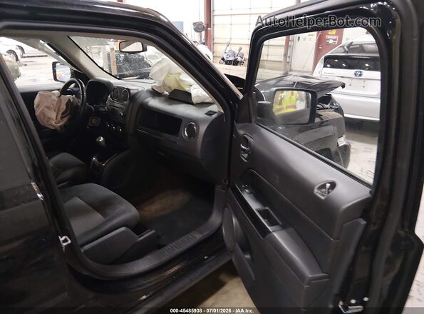 1C4NJRFB9HD175321 2017 JEEP PATRIOT Black Вид салону спереду