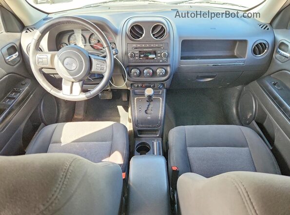 1C4NJRFB9HD206230 2017 JEEP PATRIOT Tan წინა პანელის ხედი