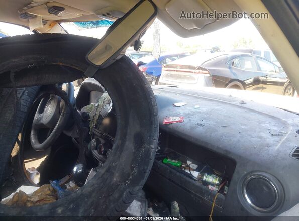 1C4NJRFBXGD740366 2016 JEEP PATRIOT Silver Вид салону спереду