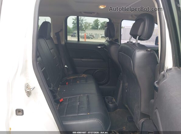 1C4NJRFBXHD107500 2017 JEEP PATRIOT White VIN կոդի պիտակի տեսք