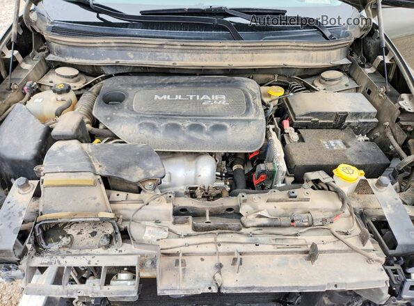 1C4PJLAB0GW136763 2016 JEEP CHEROKEE Зеленый Вид подкапотного пространства