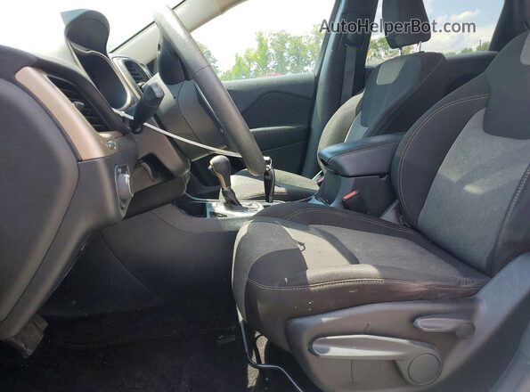 1C4PJLAB1GW171733 2016 JEEP CHEROKEE White წინა სალონის ხედი
