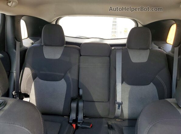 1C4PJLAB1GW171733 2016 JEEP CHEROKEE White უკანა სავარძლების ხედი