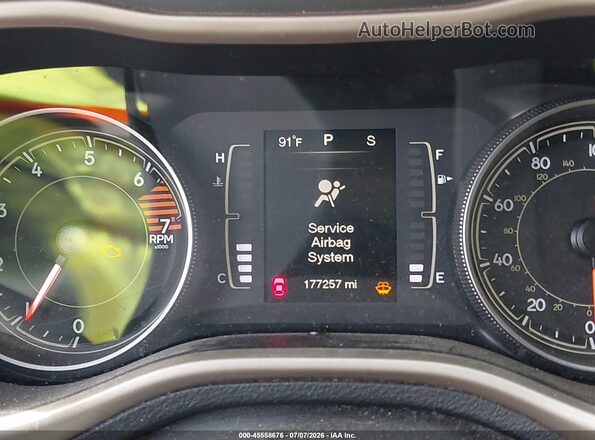 1C4PJLAB2GW160966 2016 JEEP CHEROKEE White Вид задніх сидінь