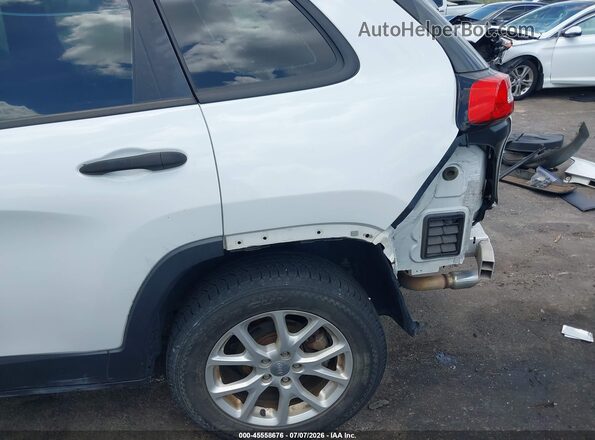 1C4PJLAB2GW160966 2016 JEEP CHEROKEE White Вид спереду