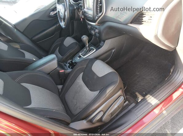 1C4PJLAB4GW192074 2016 JEEP CHEROKEE Red Widok wnętrza z przodu