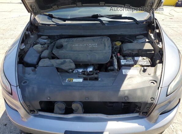 1C4PJLAB4GW319468 2016 JEEP CHEROKEE Silver Vista del compartimento del motor