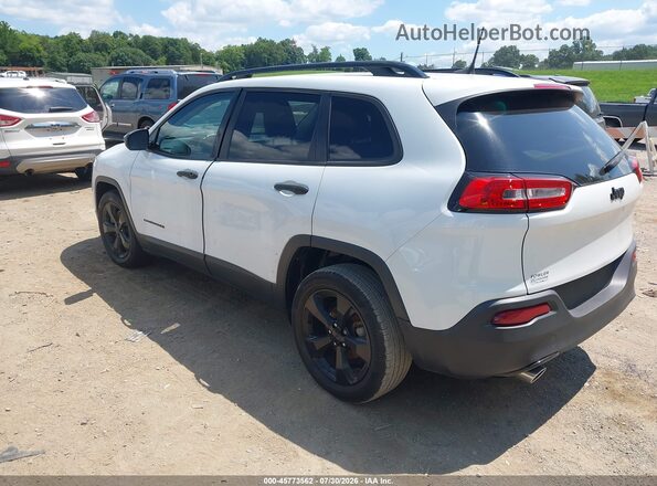 1C4PJLAB4HW641934 2017 JEEP CHEROKEE White Rear left