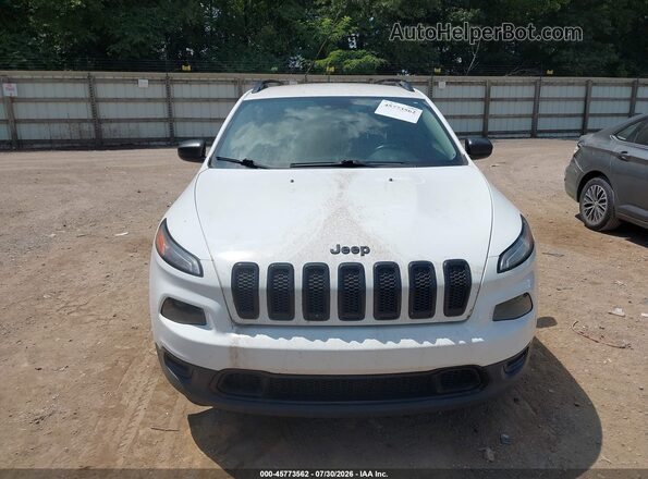 1C4PJLAB4HW641934 2017 JEEP CHEROKEE White Front view