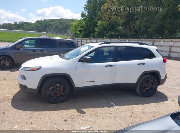 1C4PJLAB4HW641934 2017 JEEP CHEROKEE White 360 interior view