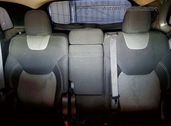 1C4PJLAB5GW325327 2016 JEEP CHEROKEE Gray Հետևի նստատեղերի տեսք